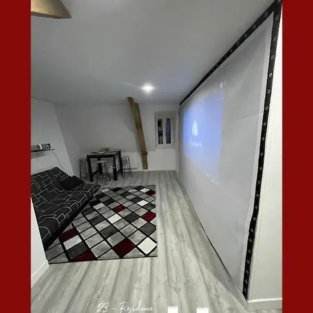 Apartman Studio Pour 2 Personnes --6